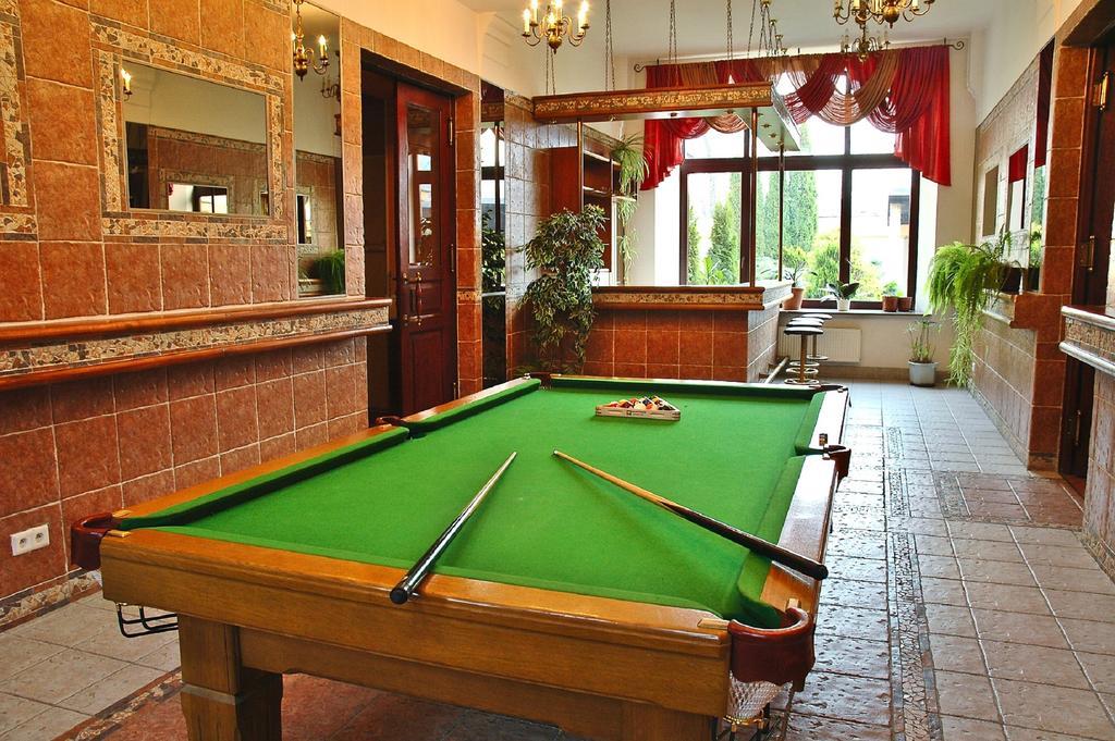 Zamek W Krasiczynie Hotel ภายนอก รูปภาพ