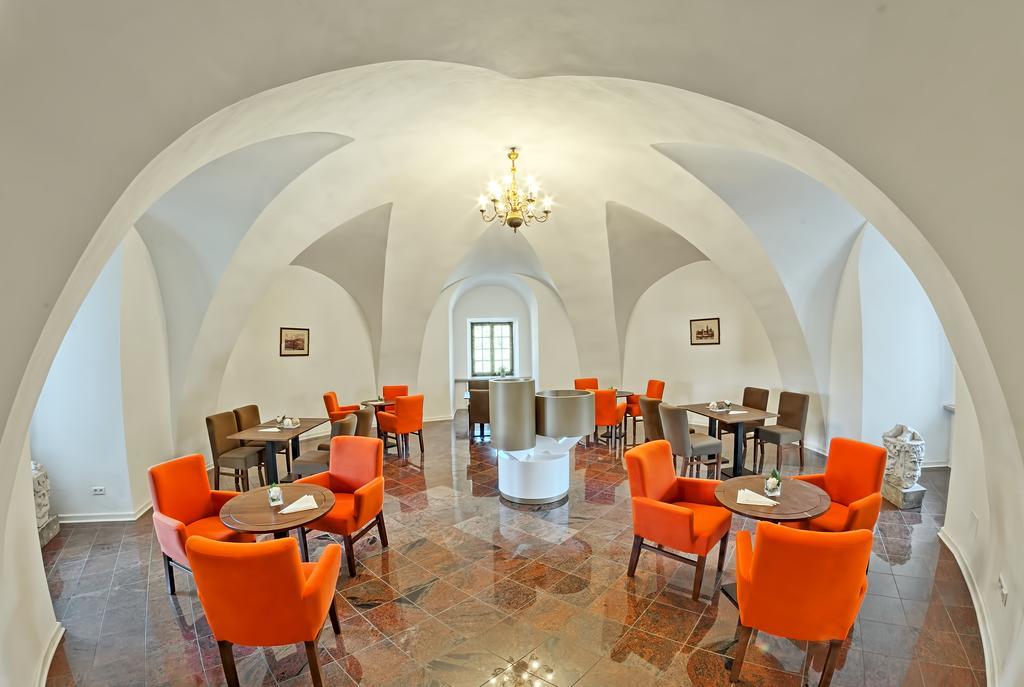 Zamek W Krasiczynie Hotel ภายนอก รูปภาพ