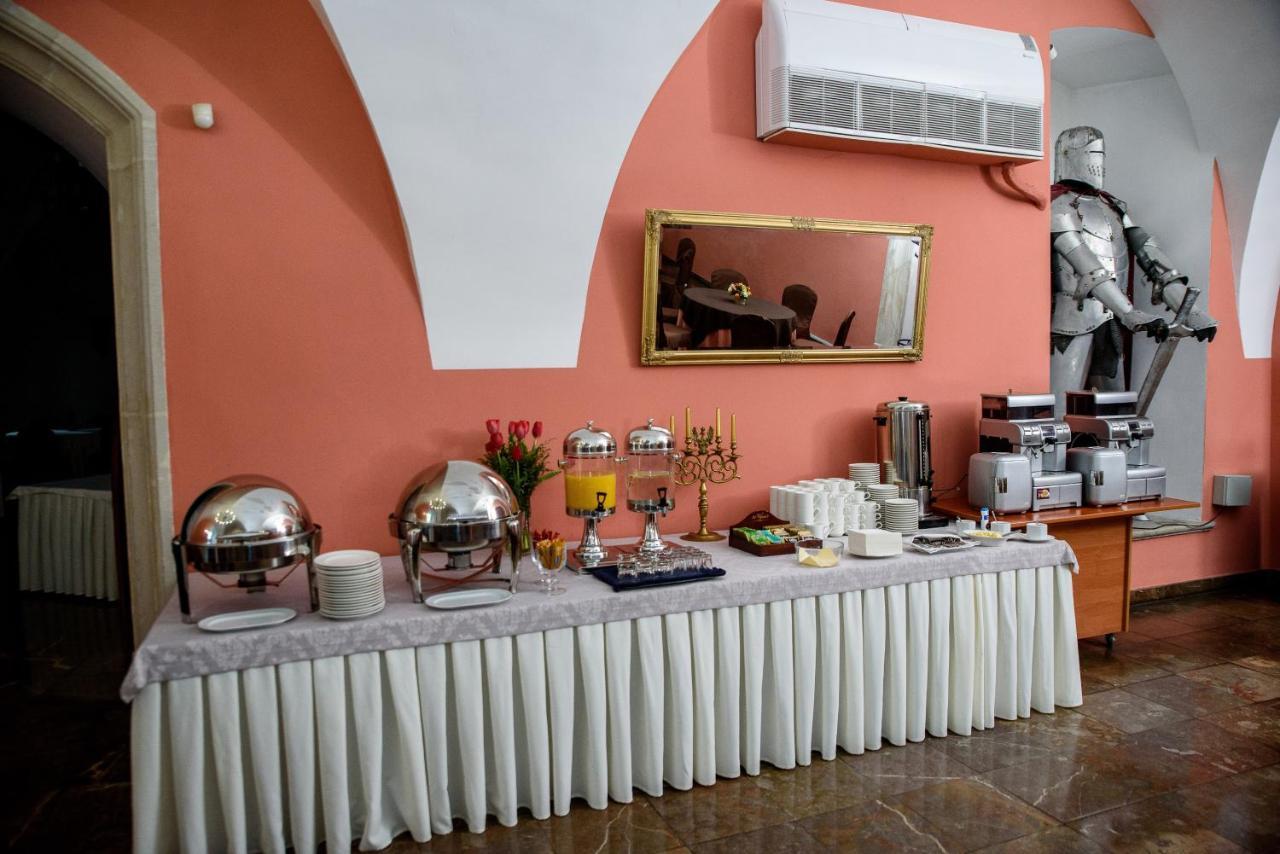 Zamek W Krasiczynie Hotel ภายนอก รูปภาพ